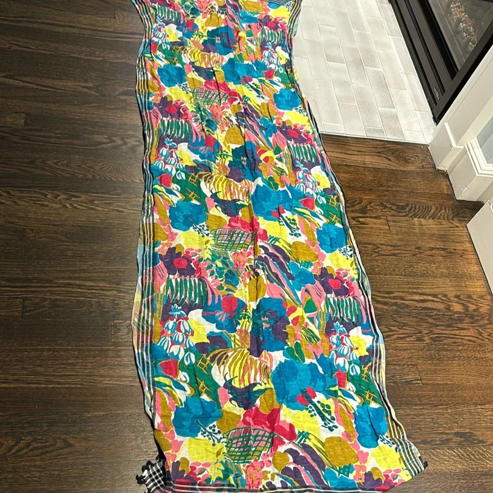 J. Crew vibrant linen scarf/wrap measuring 30 in x 80 in - Picture 1 of 4